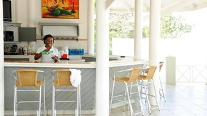 Bar (on property) - Coral Seas Beach Resort (Negril)