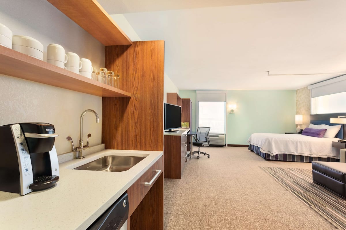 desk, iron/ironing board, free cots/infant beds, free rollaway beds