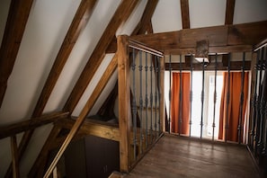 1 bedroom, in-room safe, individually furnished, desk