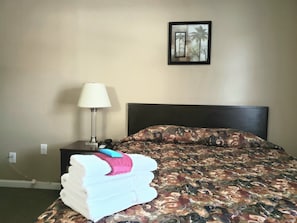 3 habitaciones, decoración personalizada y muebles diferentes 