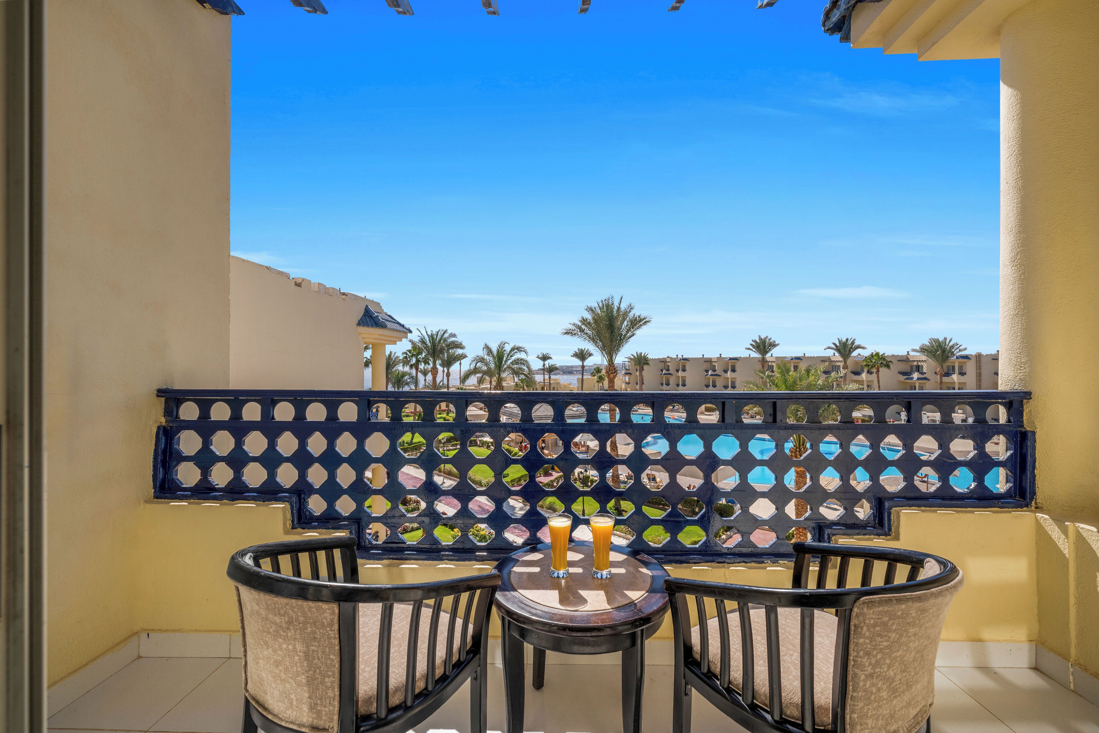 suite, 1 king bed, pool view (suite pool view) | terrace/patio