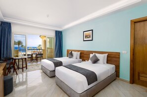 Deluxe Room, 1 Double Bed, Sea View | Pillowtop beds, minibar, in-room safe, blackout drapes - Grand Oasis Resort (Sharm El Sheikh)