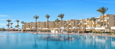 2 outdoor pools, open 8:00 AM to 5:30 PM, free cabanas, pool umbrellas