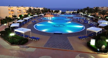 Grand Oasis Resort