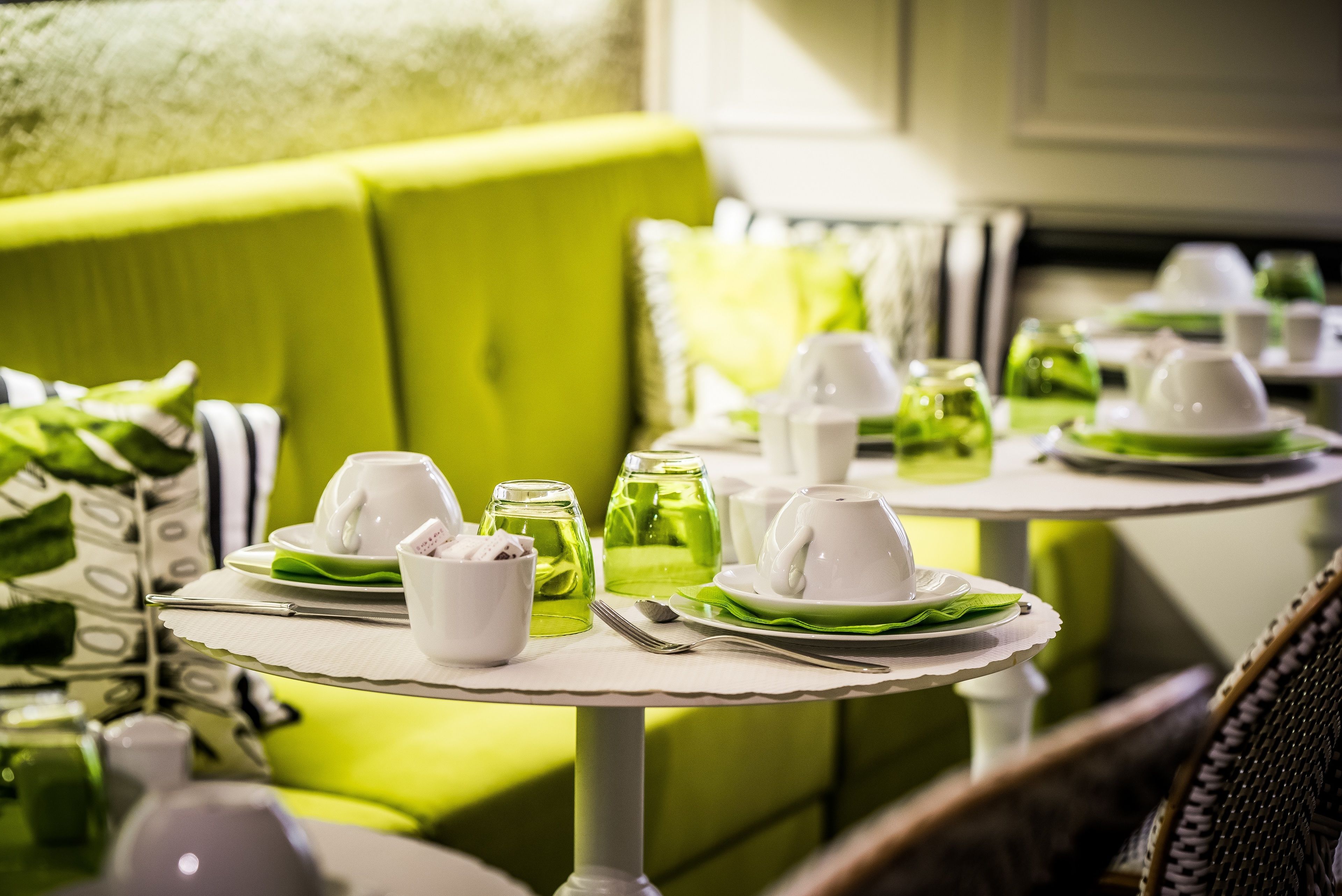 Frukostbuffé varje dag (EUR 17 per person)