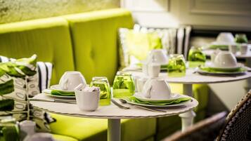 Daily buffet breakfast (EUR 17 per person)