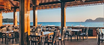 Phi Phi Andaman Beach Resort