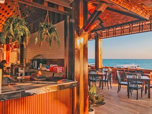 Restaurant - Phi Phi Andaman Beach Resort (Ko Phi Phi)