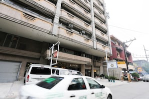 Exterior - Paragon Tower Hotel (Manila)