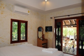 Bungalow | Desk, free WiFi - Secret Garden Village (Koh Tao)
