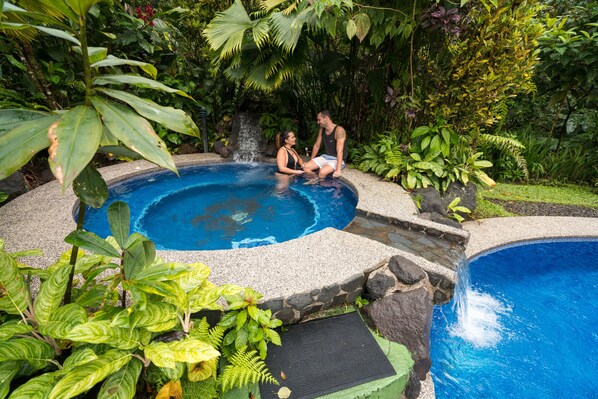 Outdoor pool - Catarata Eco-Lodge (La Fortuna)