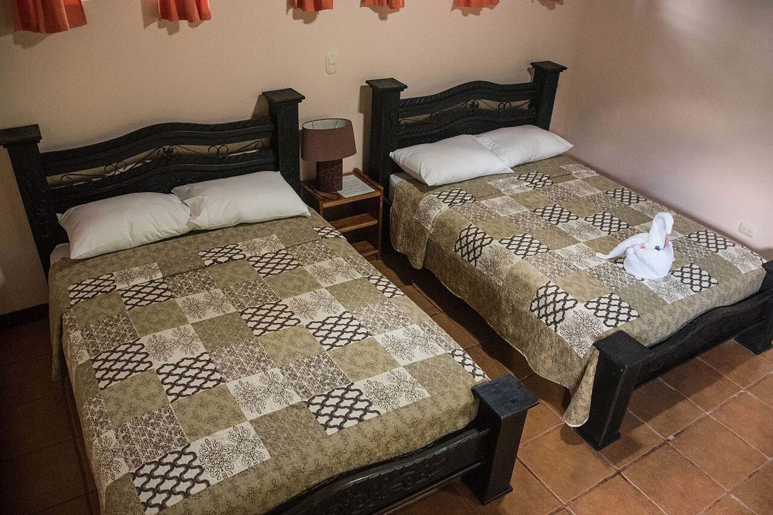 standard quadruple room | soundproofing, free wifi, bed sheets