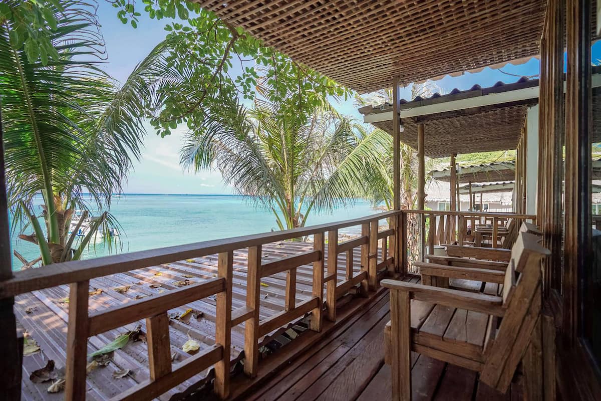 Superior Room, Sea front | Escritorio, wifi gratis y ropa de cama