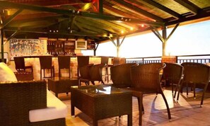 Outdoor dining - Petra Village (Hersonissos)