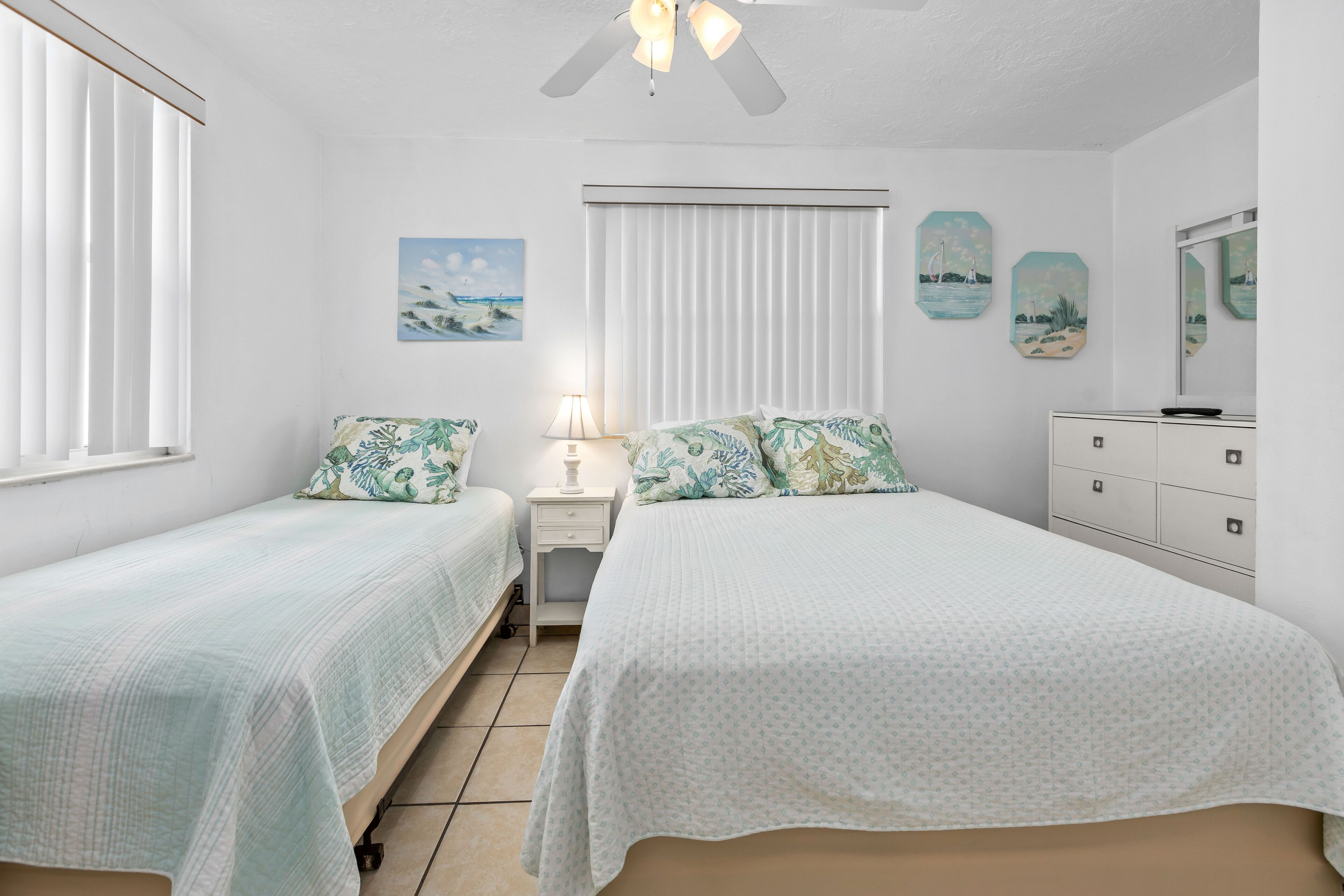 Room, 1 Bedroom, Pool View, Courtyard Area