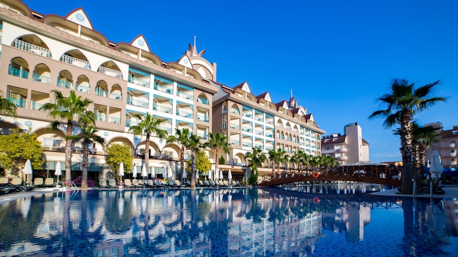 Side Crown Palace Ultra All Inclusive