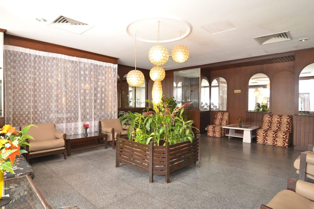 Oriental Hotel