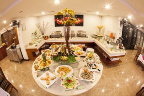 Buffet - Sen Luxury Hotel (Hanoi)