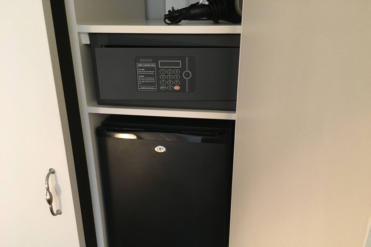 Mini fridge