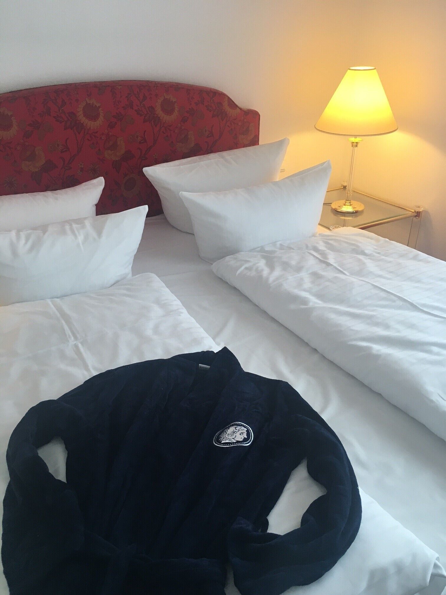 alexandersuite | 1 bedroom, premium bedding, minibar, in-room safe