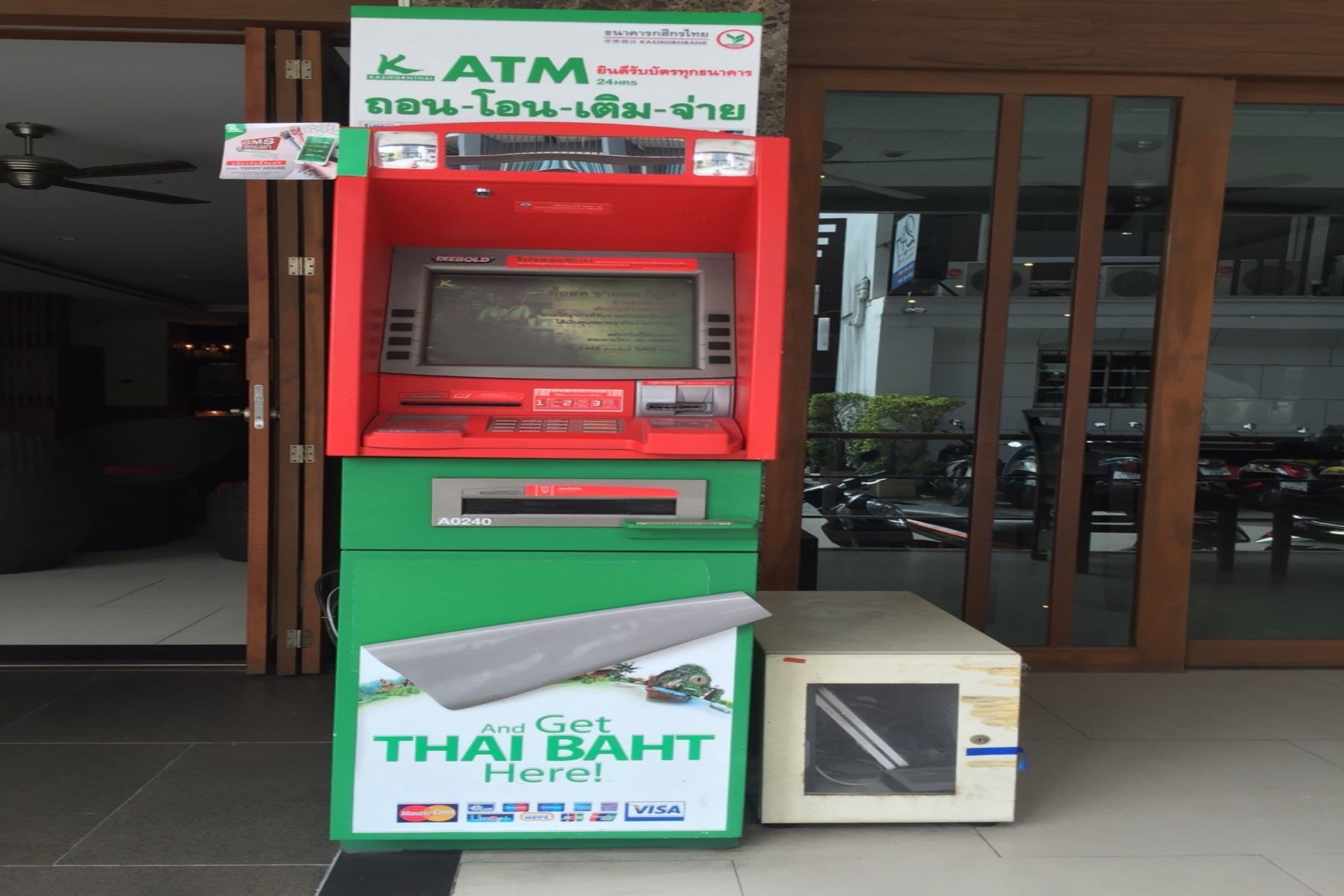 atm/banking on site
