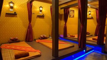 Couples treatment room(s), hot stone massages, deep-tissue massages