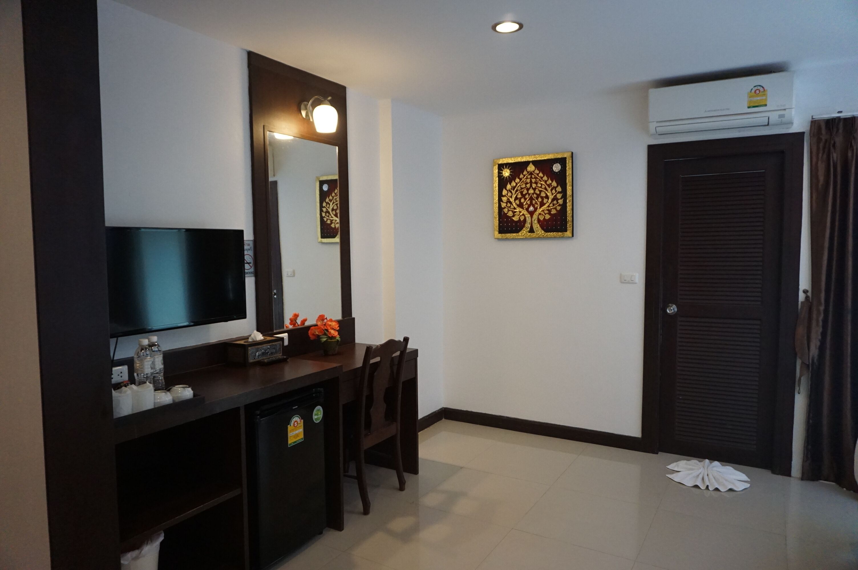 deluxe double room | 1 bedroom, premium bedding, in-room safe, desk