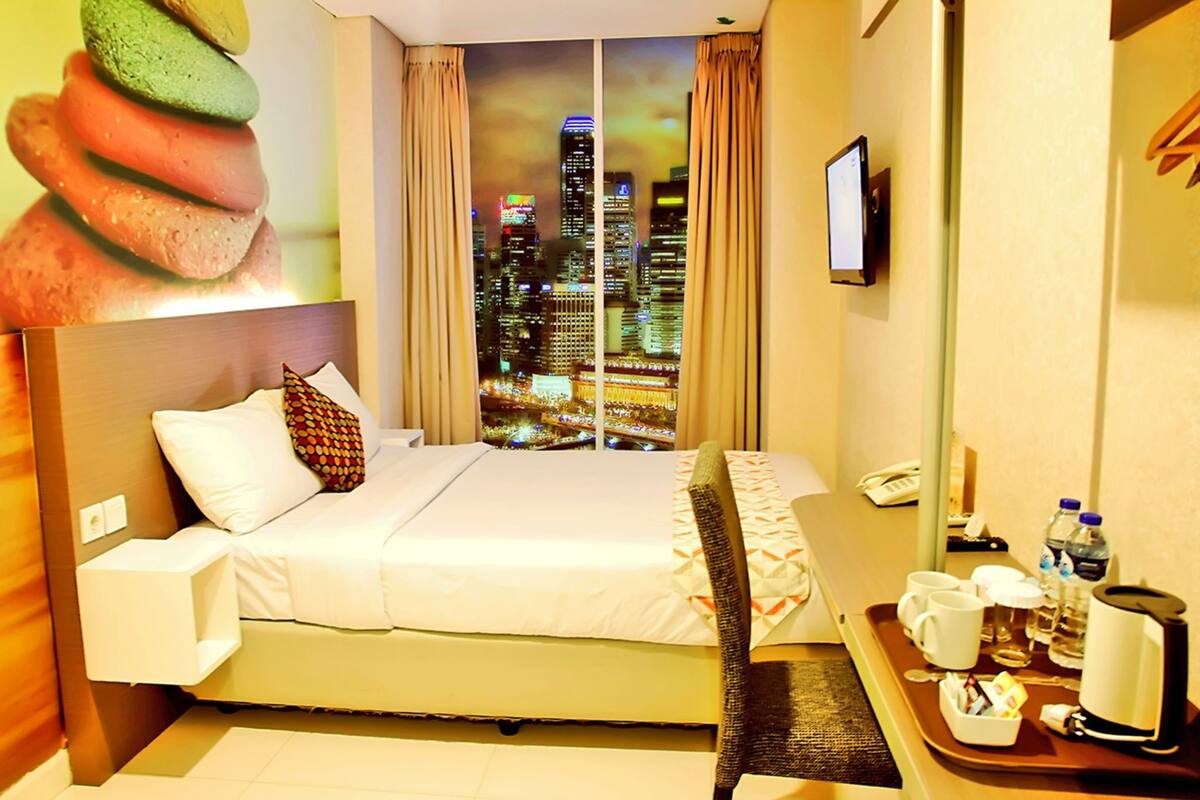 In-room safe, desk, iron/ironing board (on request), free WiFi