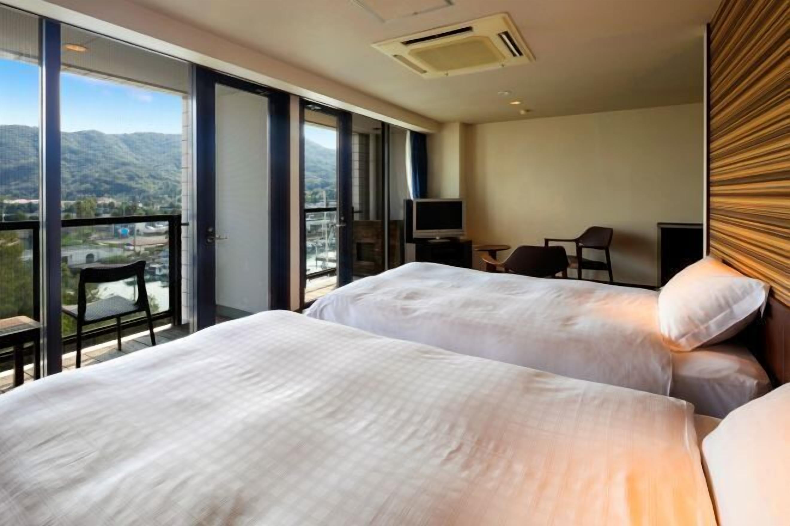 客房內保險箱、免費無線上網、床單、無障礙通道