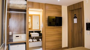 Double Room | Minibar, in-room safe, free WiFi