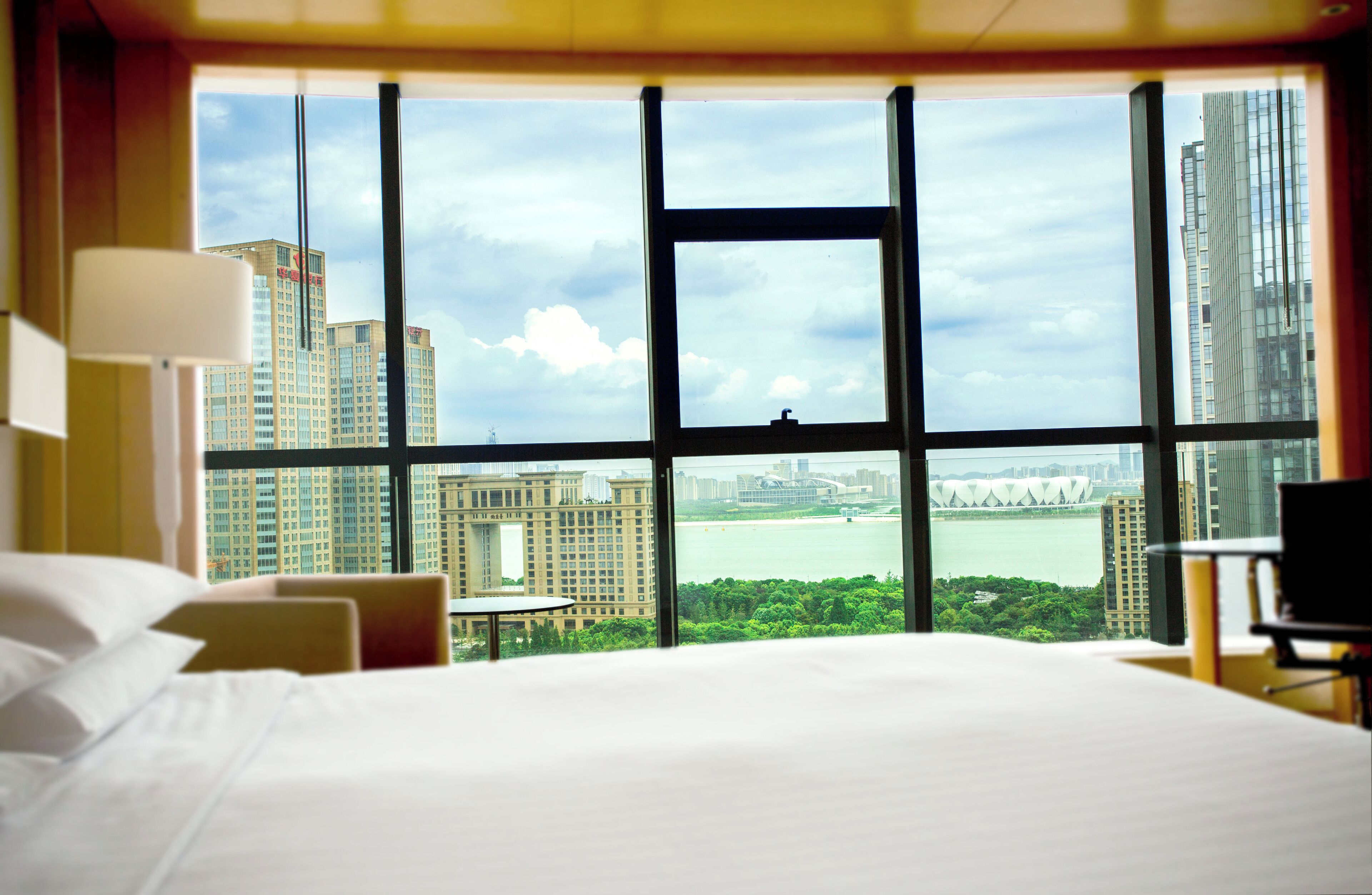 room, 1 king bed, non smoking, river view | 1 bedroom, down duvets, pillow-top beds, minibar