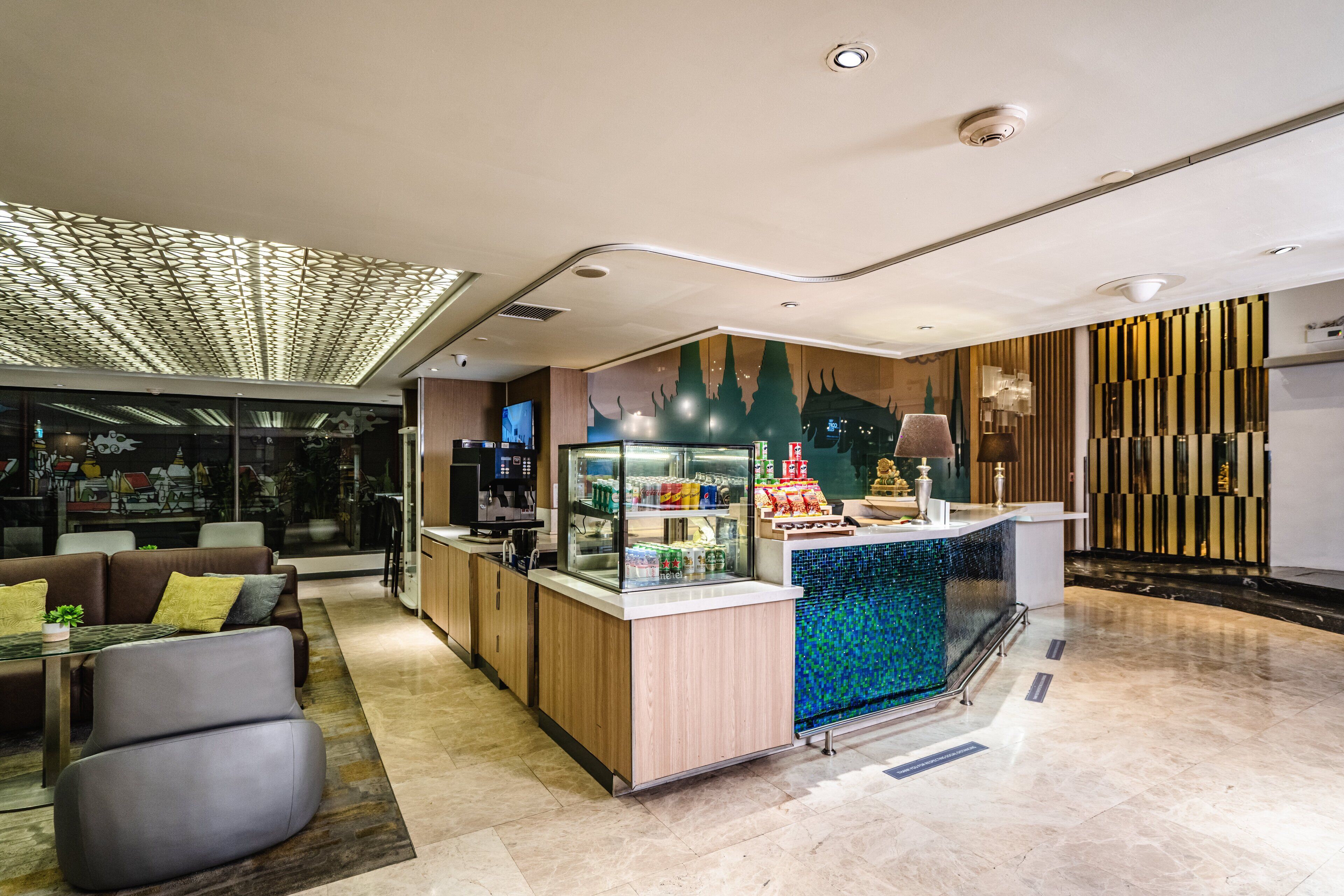 Photo - Holiday Inn Express Bangkok Sukhumvit 11 by IHG