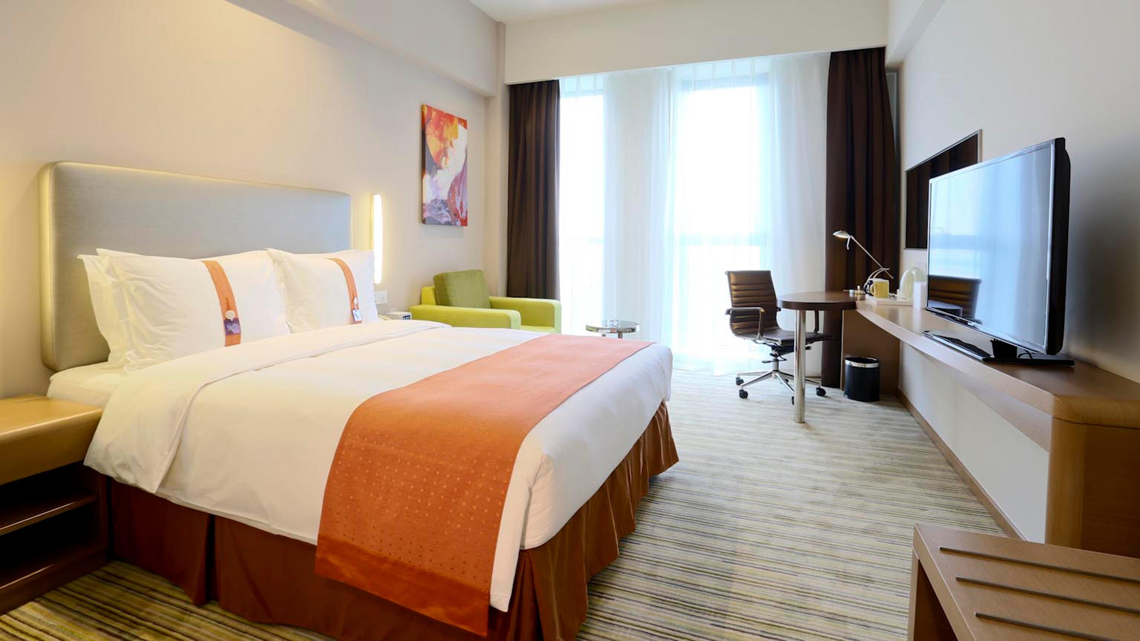 Premium bedding, down duvets, in-room safe, desk