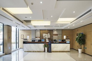 Exterior - Holiday Inn Express Shanghai Gongkang by IHG (Shanghai)