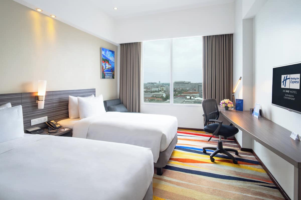 premium bedding, in-room safe, desk, laptop workspace