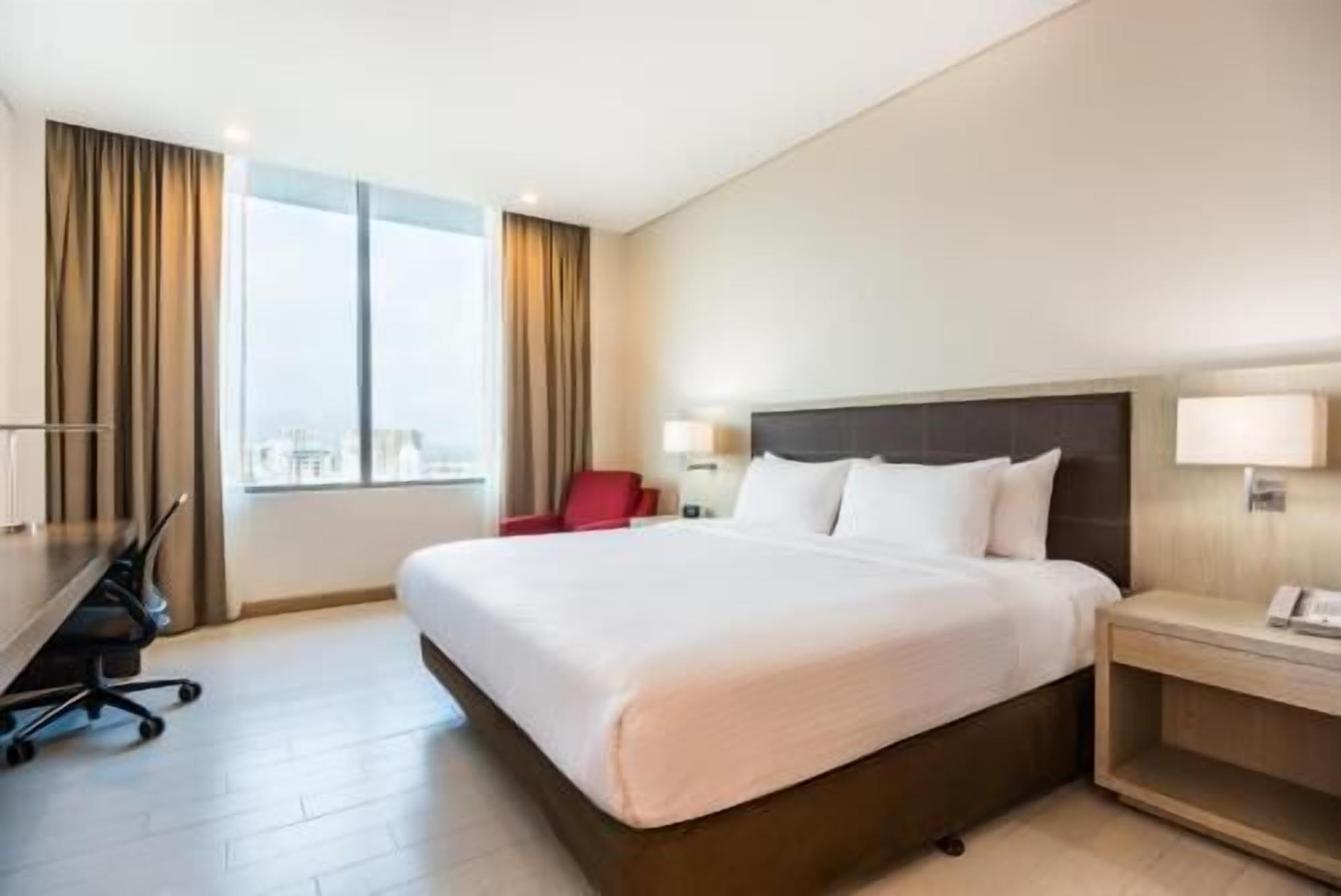 Minibar, coffre-fort, bureau, système d’insonorisation