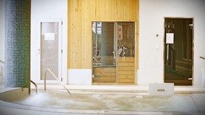 Sauna, hot tub, steam room, Turkish bath, body treatments - Thalassa Sport (Roses)