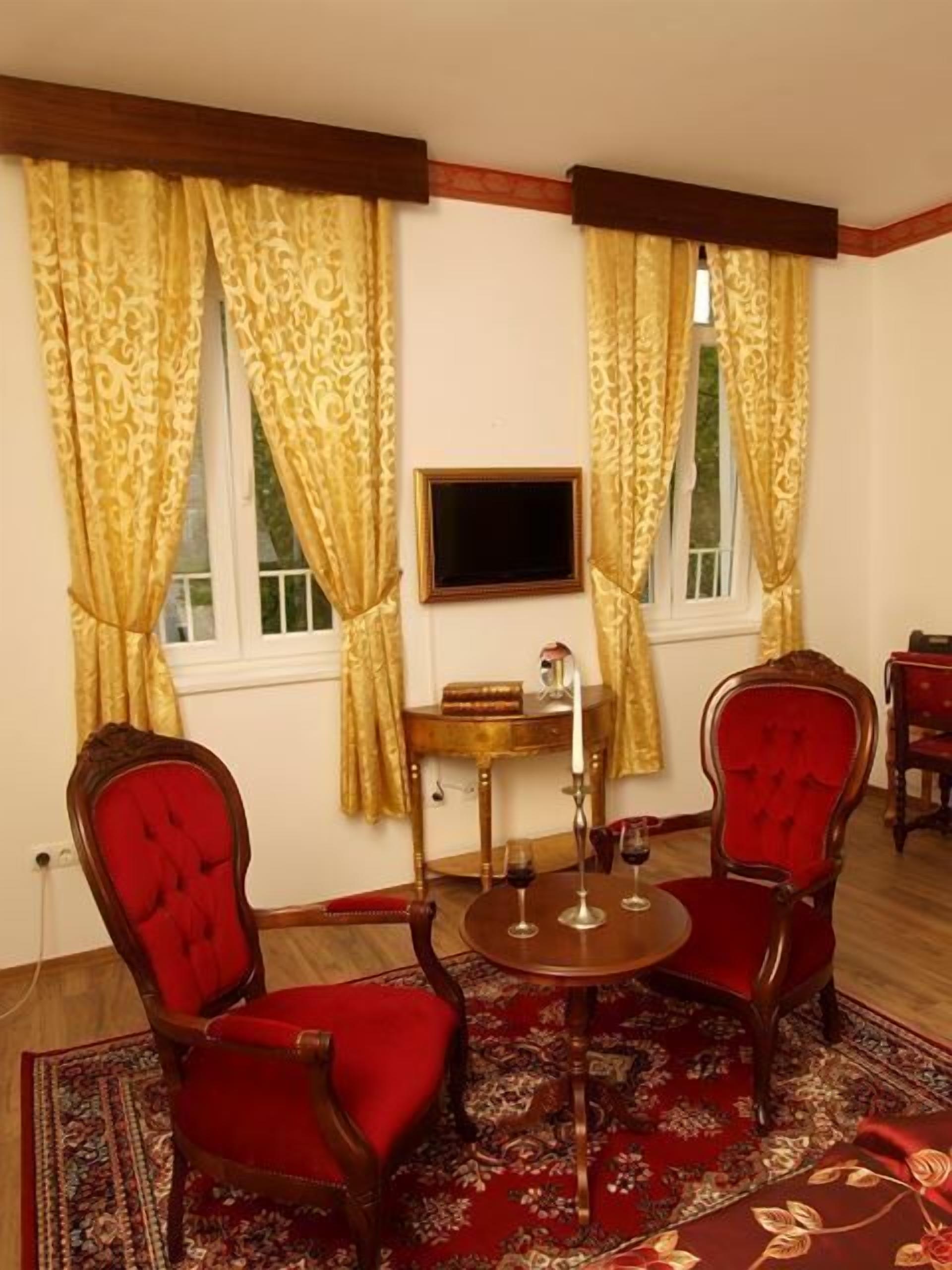 superior single room | room amenity