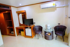 In-room safe, free WiFi - Mr Mac' S Hotel (Pattaya)