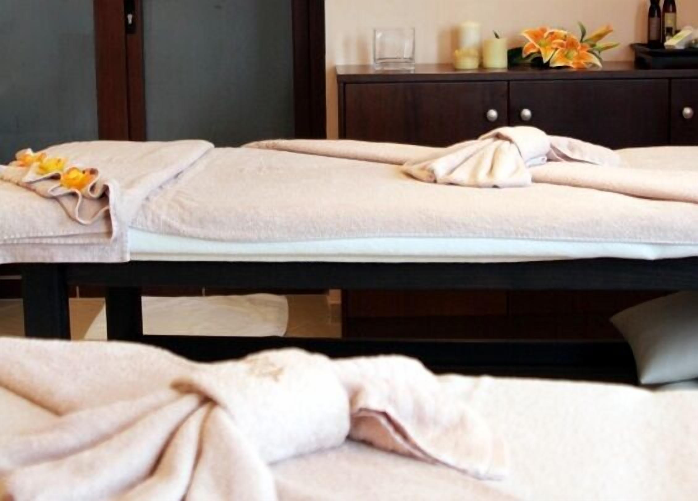 sauna, hot tub, body treatments, facials, manicures and pedicures