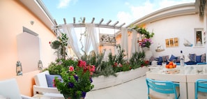 Terrace/patio - Hotel Opera (Larnaca)