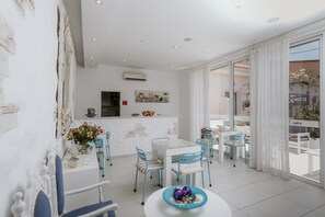 Zona de estar del vestíbulo