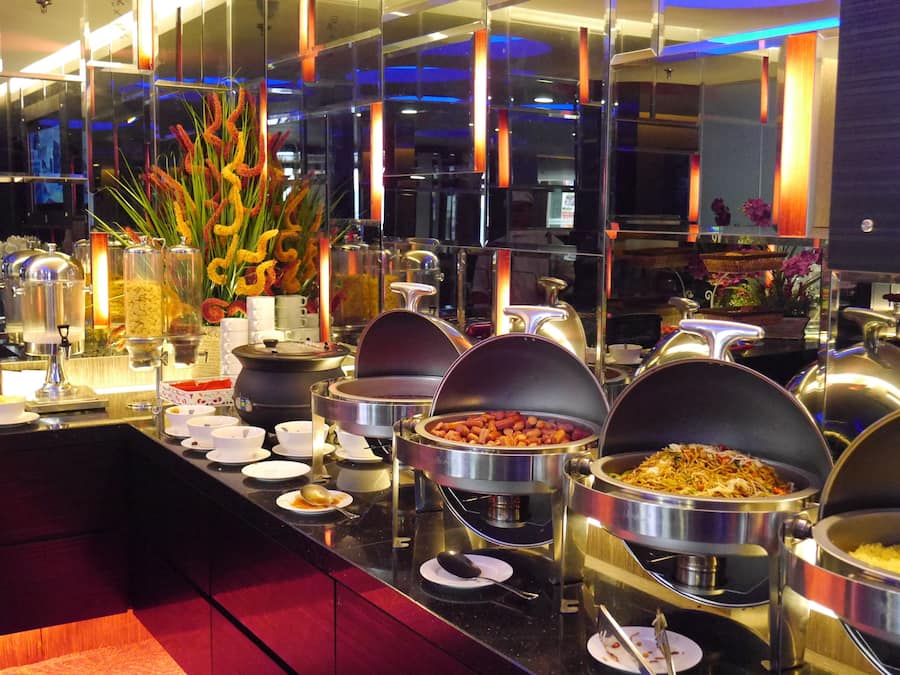 Desayuno (MYR 15 por persona)