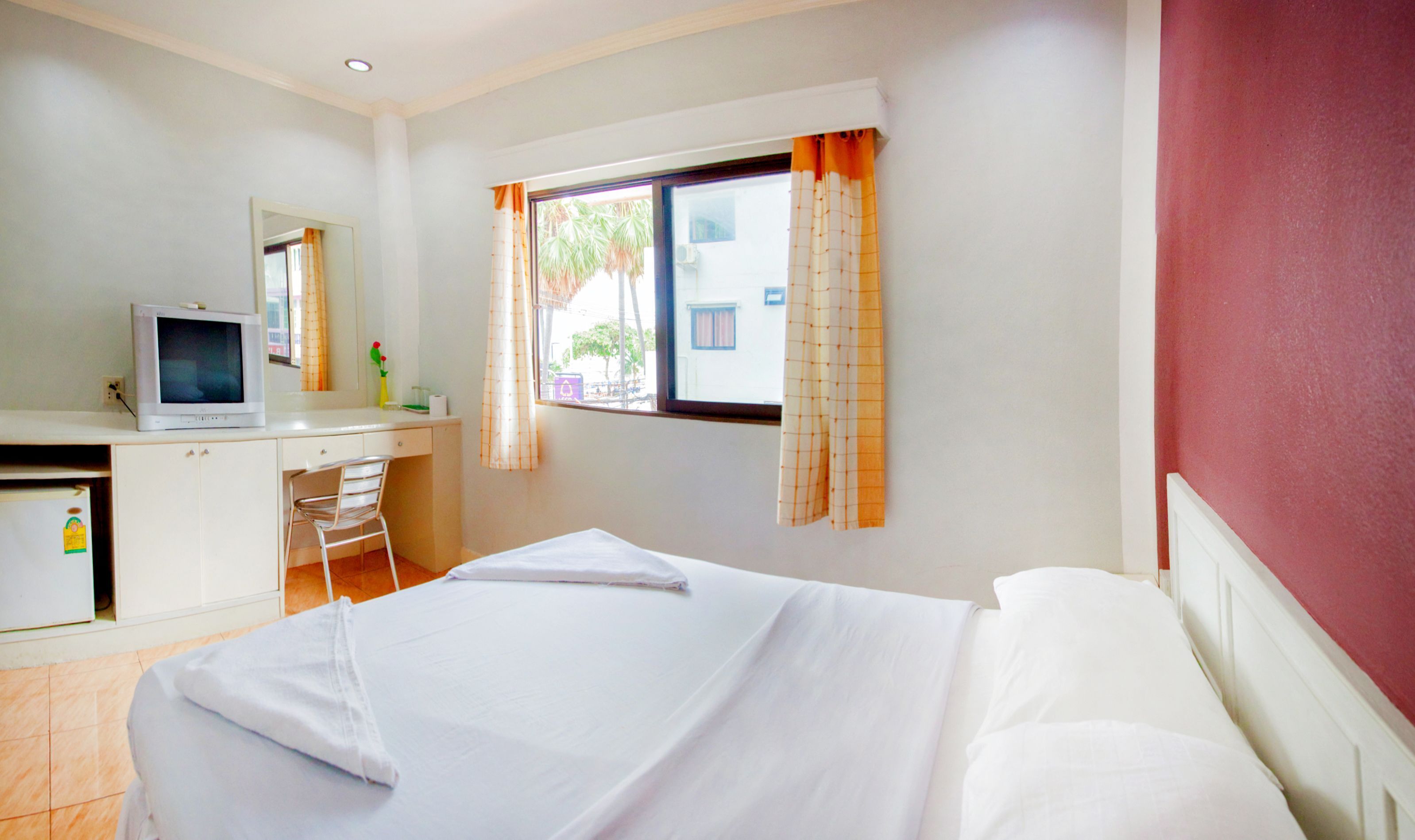 Schreibtisch, schallisolierte Zimmer, kostenloses WLAN, Bettwäsche