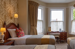 Family Room | In-room safe, desk, laptop workspace, blackout drapes