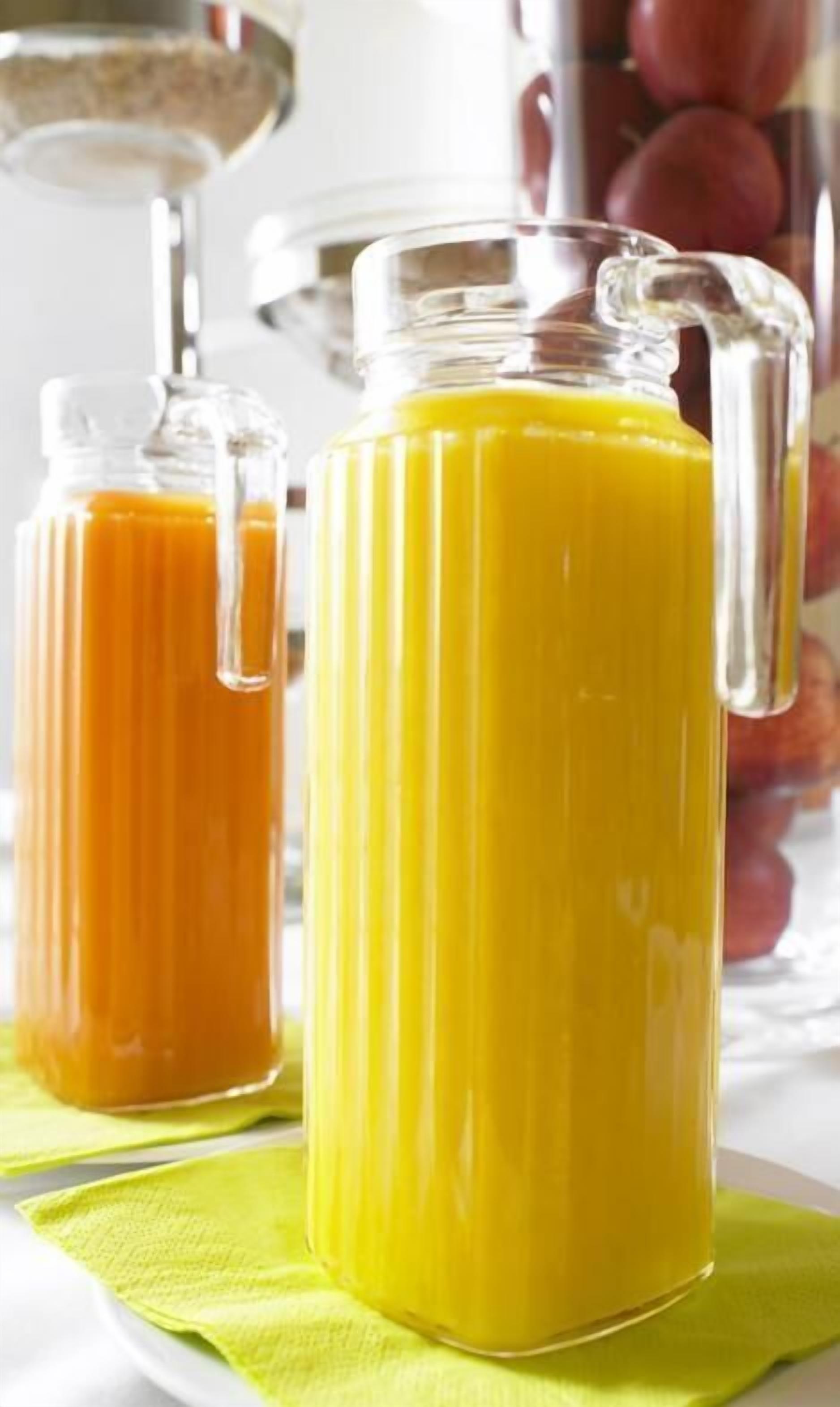 lunch, dinner served; regional cuisine, al fresco dining