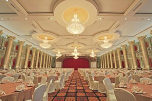 Ballroom - Harmoni One Convention Hotel & Service Apartments (Batam)