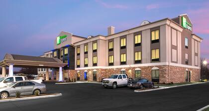 Holiday Inn Express Hutchinson by IHG