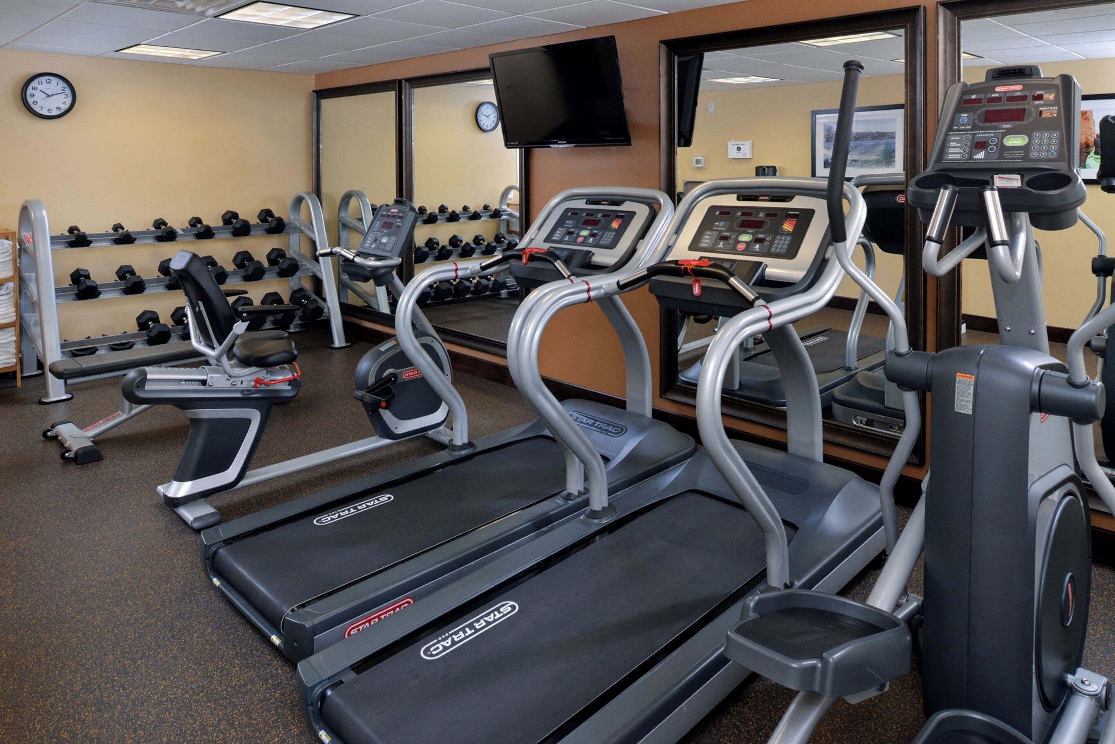 Photo - Holiday Inn Express S Page