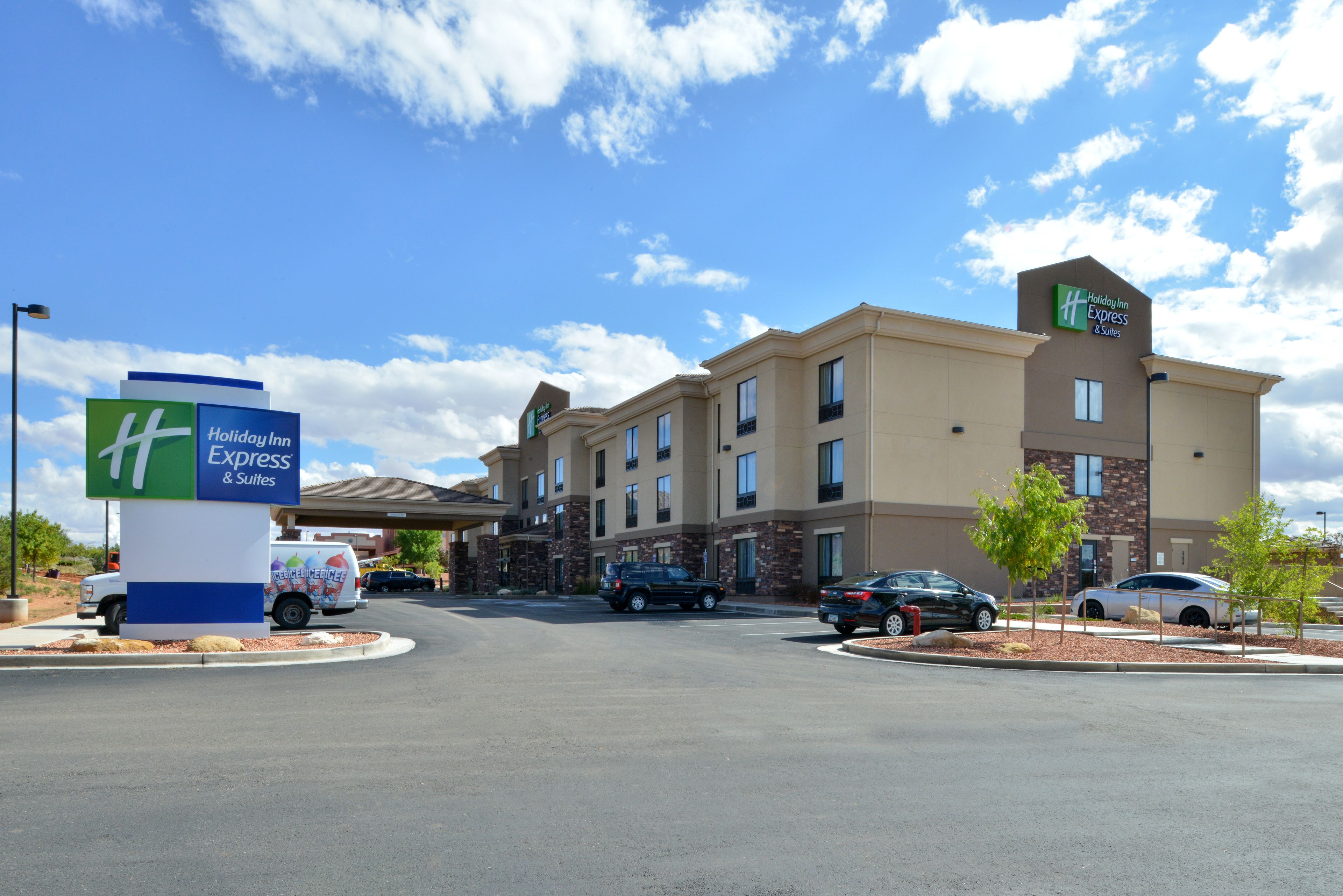 Photo - Holiday Inn Express & Suites Page - Lake Powell Area by IHG